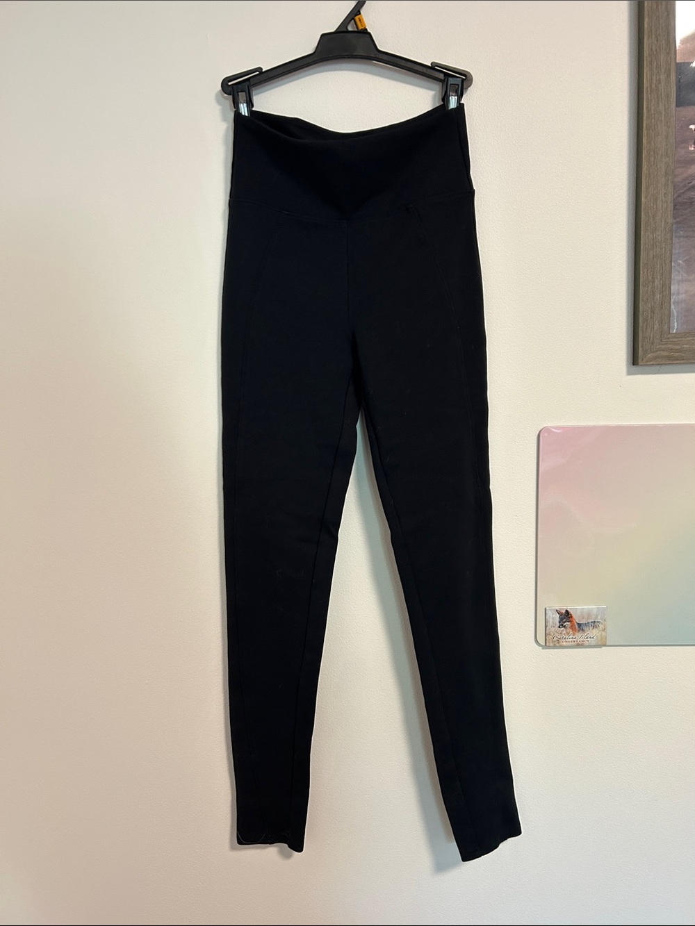 Black High-Waist Compression Leggings S